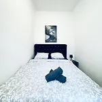 Affordable 2Br Apartment, Close To Danube River