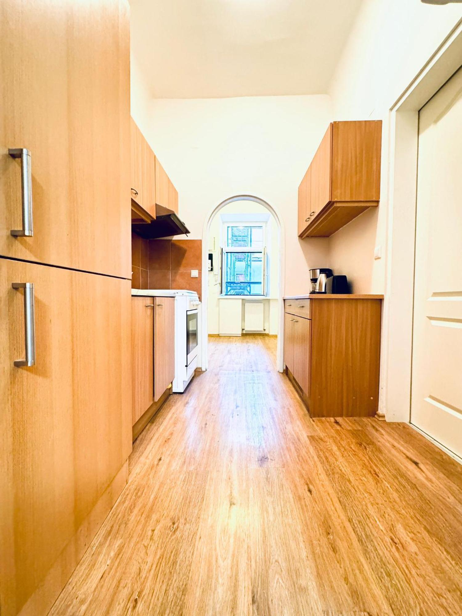 Affordable 2br Apartment, Close To Danube River