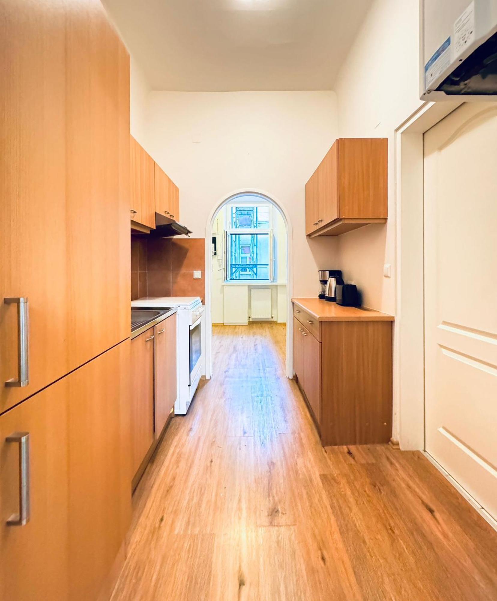 Affordable 2br Apartment, Close To Danube River *